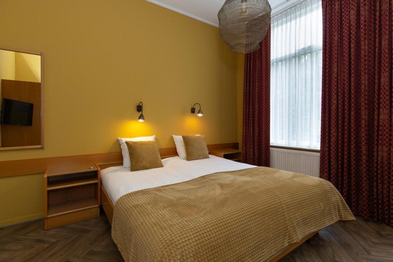 Hotel Restaurant Mondriaan Винтерсвейк Екстериор снимка