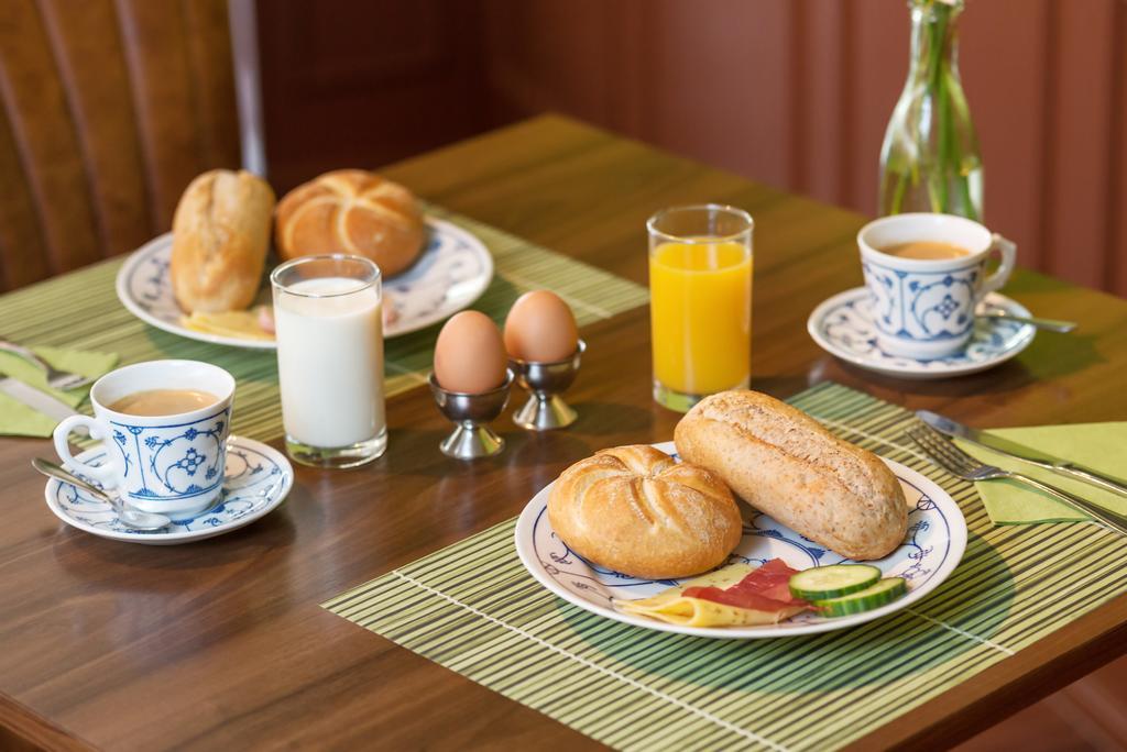 Hotel Restaurant Mondriaan Винтерсвейк Екстериор снимка